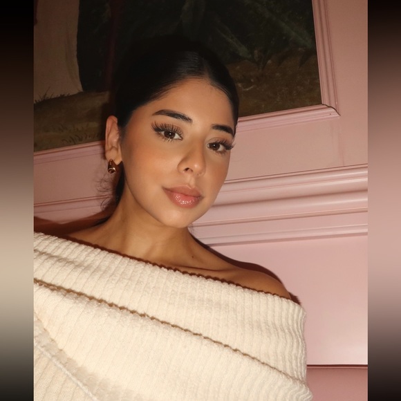 REVOLVE Sweater - Picture 3 of 4